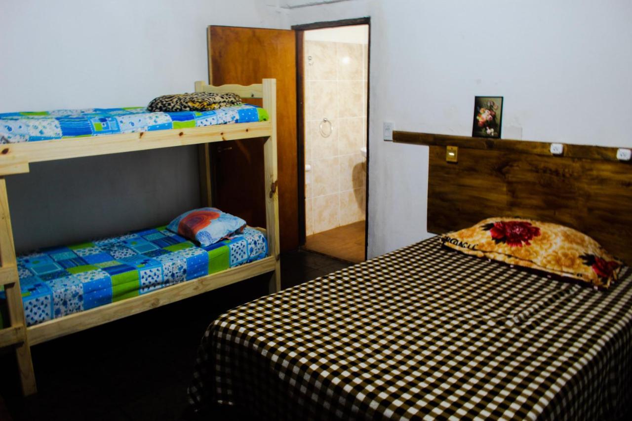 Krieger Haus Hostel Puerto Iguazú Szoba fotó