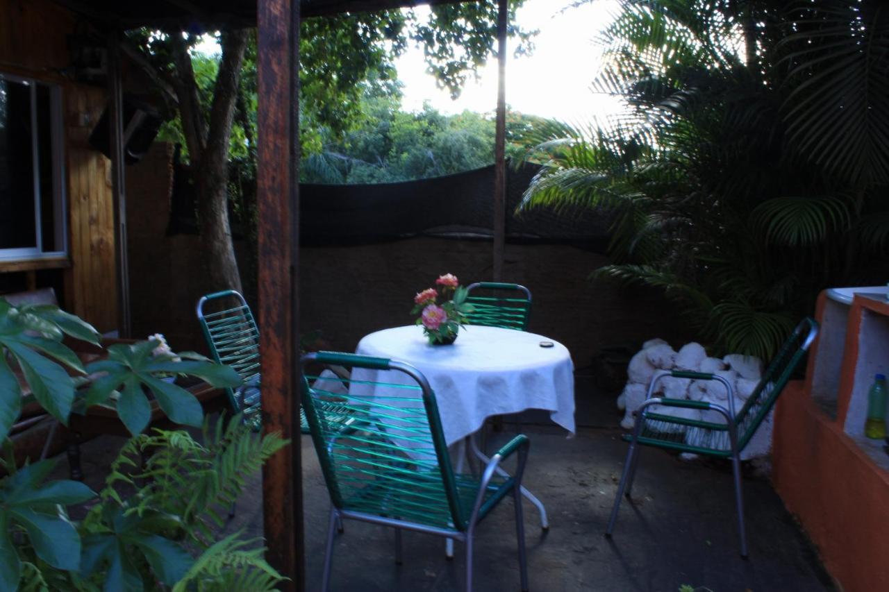Krieger Haus Hostel Puerto Iguazú Kültér fotó