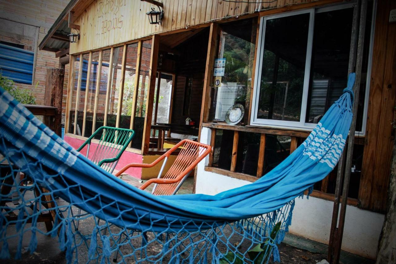 Krieger Haus Hostel Puerto Iguazú Kültér fotó